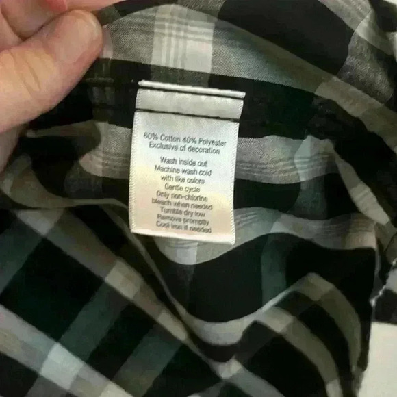 Urban Pipeline Men’s short sleeve collared shirt - black plaid - Picture 4 of 4